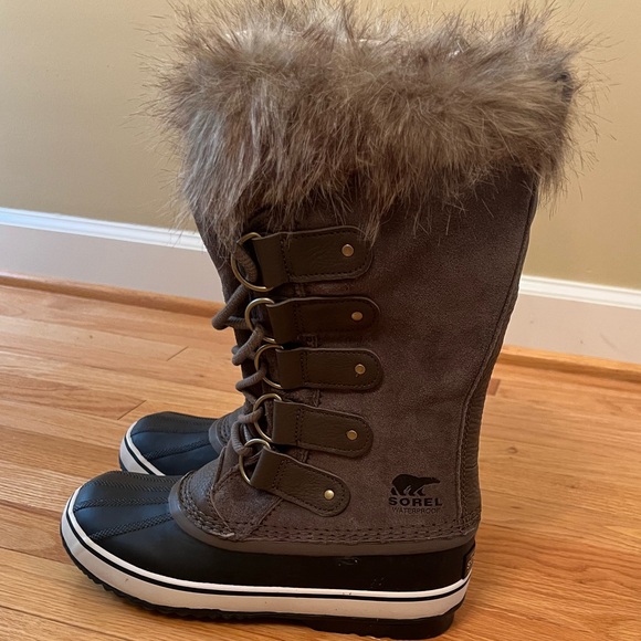 NWOT Sorel Joan of Arctic Women’s Waterproof Boot - Picture 2 of 9